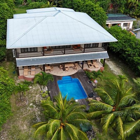 Surf Tropical Villa Seascape Cerf Island Exterior photo