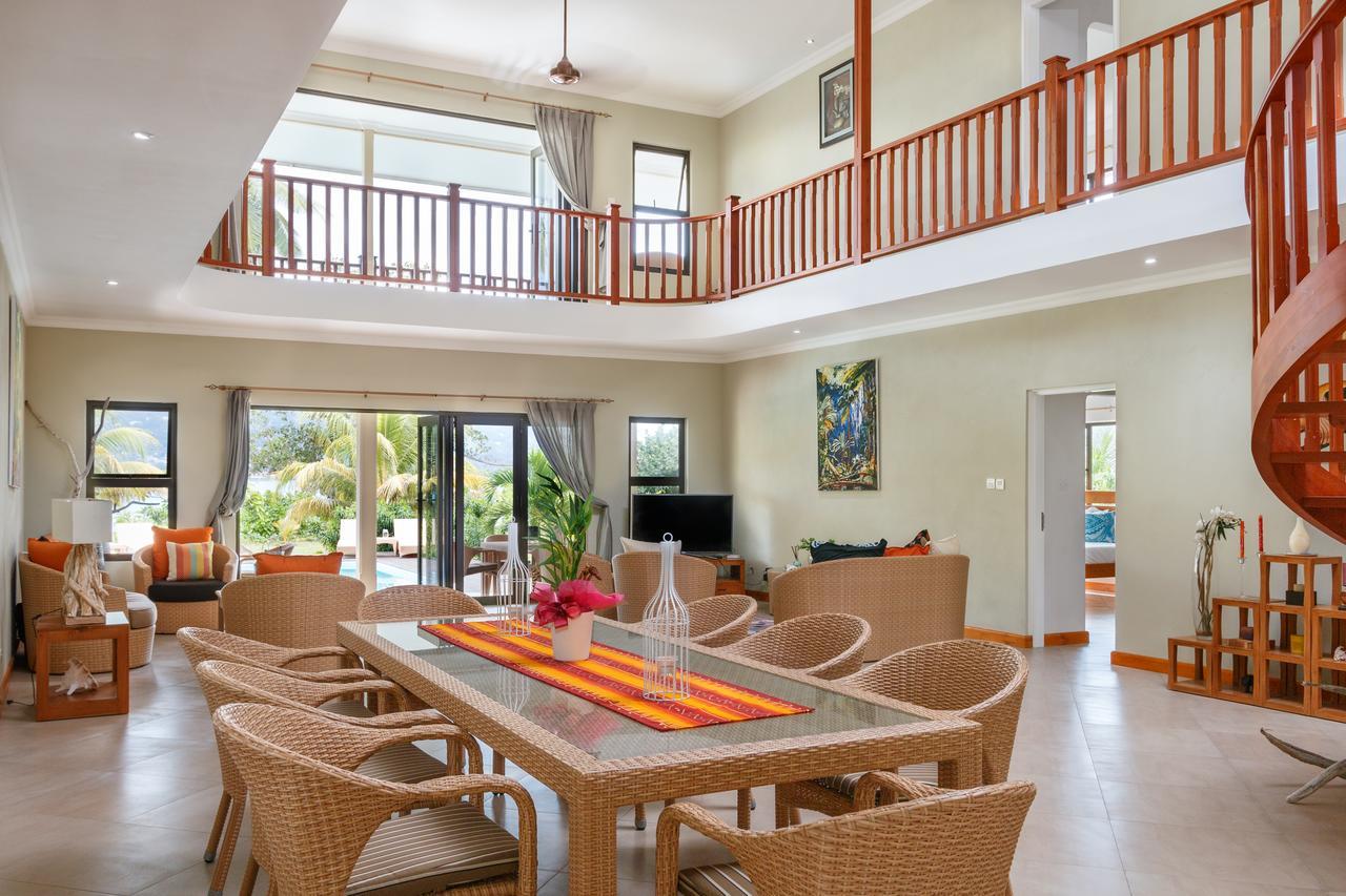 Surf Tropical Villa Seascape Cerf Island Exterior photo