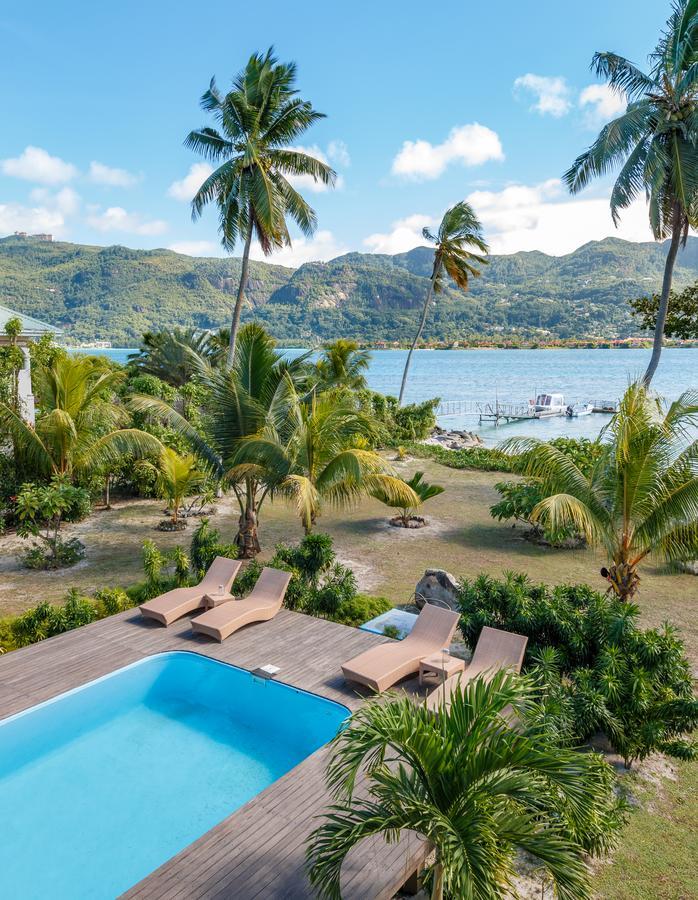Surf Tropical Villa Seascape Cerf Island Exterior photo